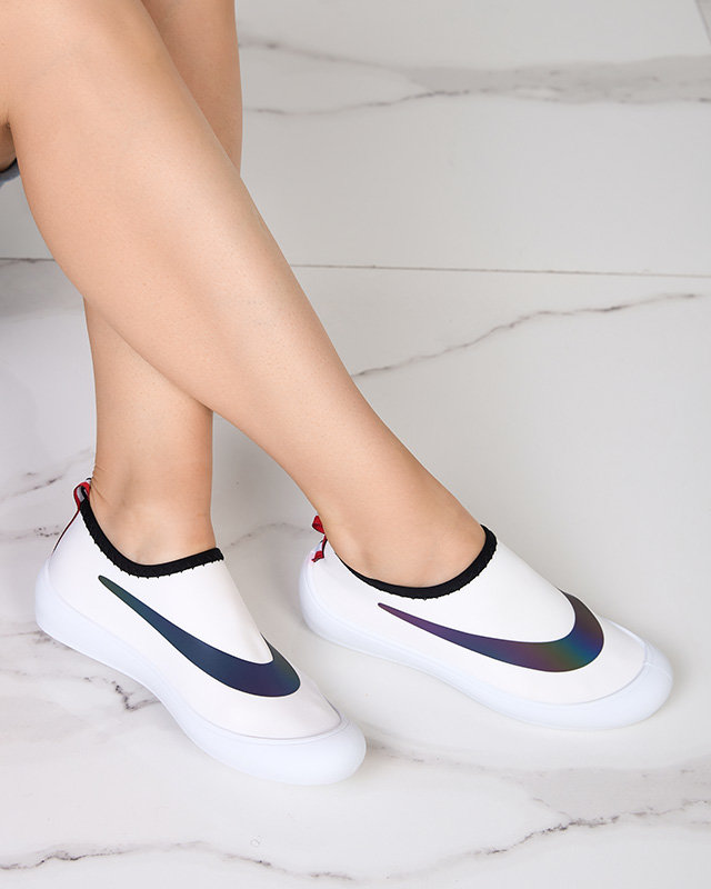 Białe wsuwane damskie buty sportowe tenisówki Lerick - Obuwie