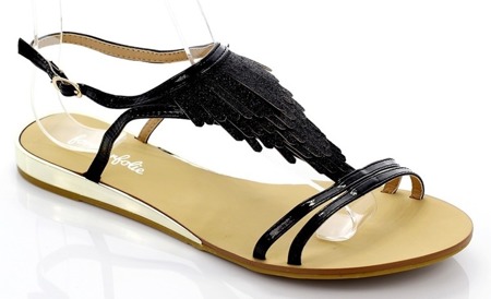 Czarne sandały na płaskiej podeszwie Akiama - Obuwie