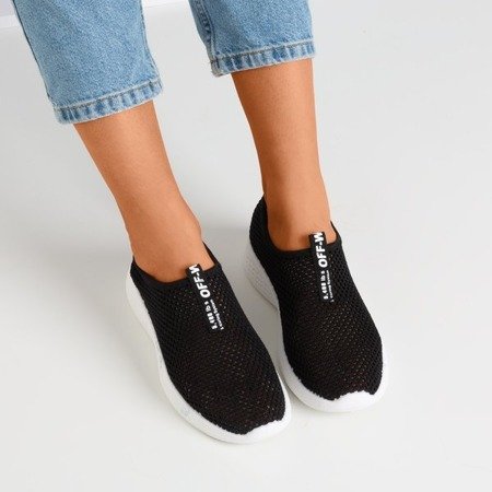 Czarne sportowe buty damskie typu slip - on Poliea - Obuwie