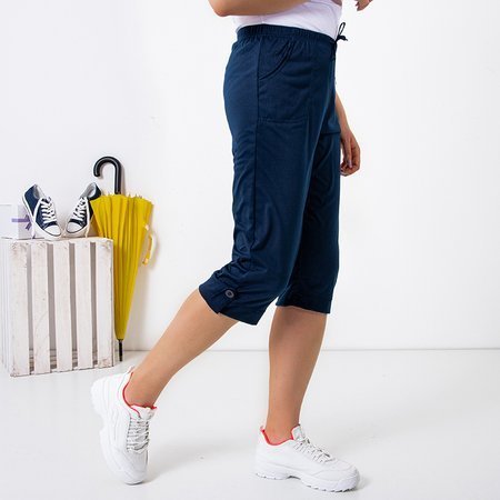 Granatowe damskie krótkie spodnie z kieszeniami - Odzież