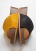 Ażurowe klapki na koturnie w kolorze żółtym Giorgia - Obuwie