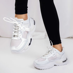 Białe damskie buty sportowe na grubej podeszwie Cerina - Sportowe