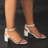 Białe sandały na słupku z przezroczystą wstawką Angelita - Obuwie