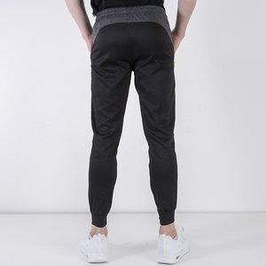 Czarne męskie spodnie dresowe - Odzież