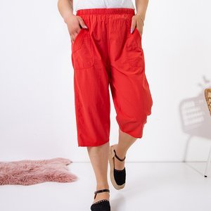 Czerwone damskie proste spodnie o długości 3/4 PLUS SIZE - Odzież