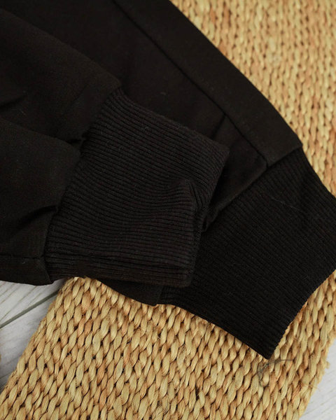 Damskie spodnie dresowe w kolorze czarnym- Odzież