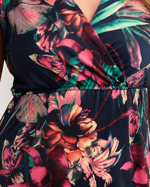 Granatowa damska midi sukienka w kolorowe kwiaty - Odzież