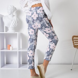 Jasnoszare damskie spodnie w kwiaty - Odzież