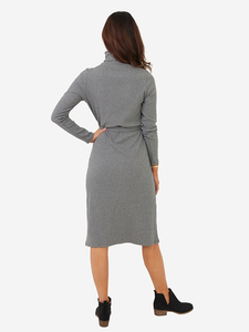 Midi szara sweterkowa sukienka z golfem - Odzież