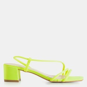 Neonowe zielone sandały damskie na niskim słupku Polika - Obuwie