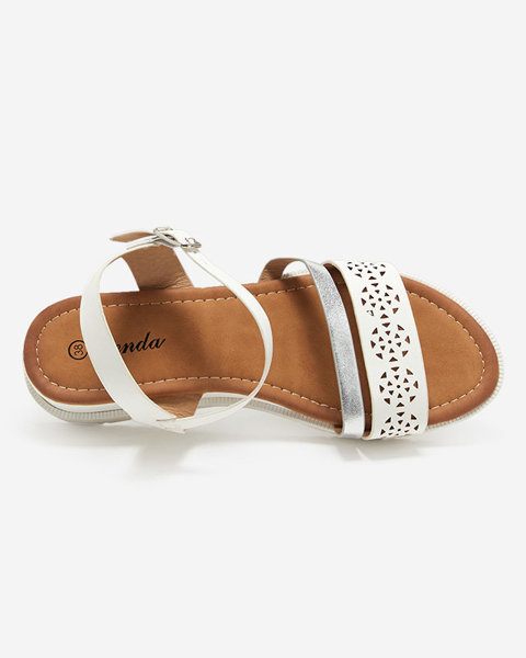OUTLET Białe damskie sandały na niskim koturnie Dotif- Obuwie