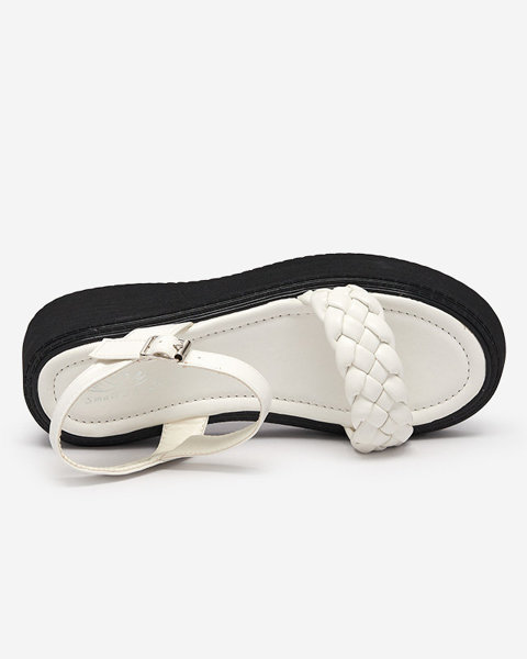 OUTLET Białe sandały damskie na grubszej podeszwie Usinos- Obuwie