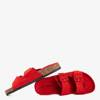 OUTLET Czerwone damskie klapki z klamrami Recasa - Obuwie