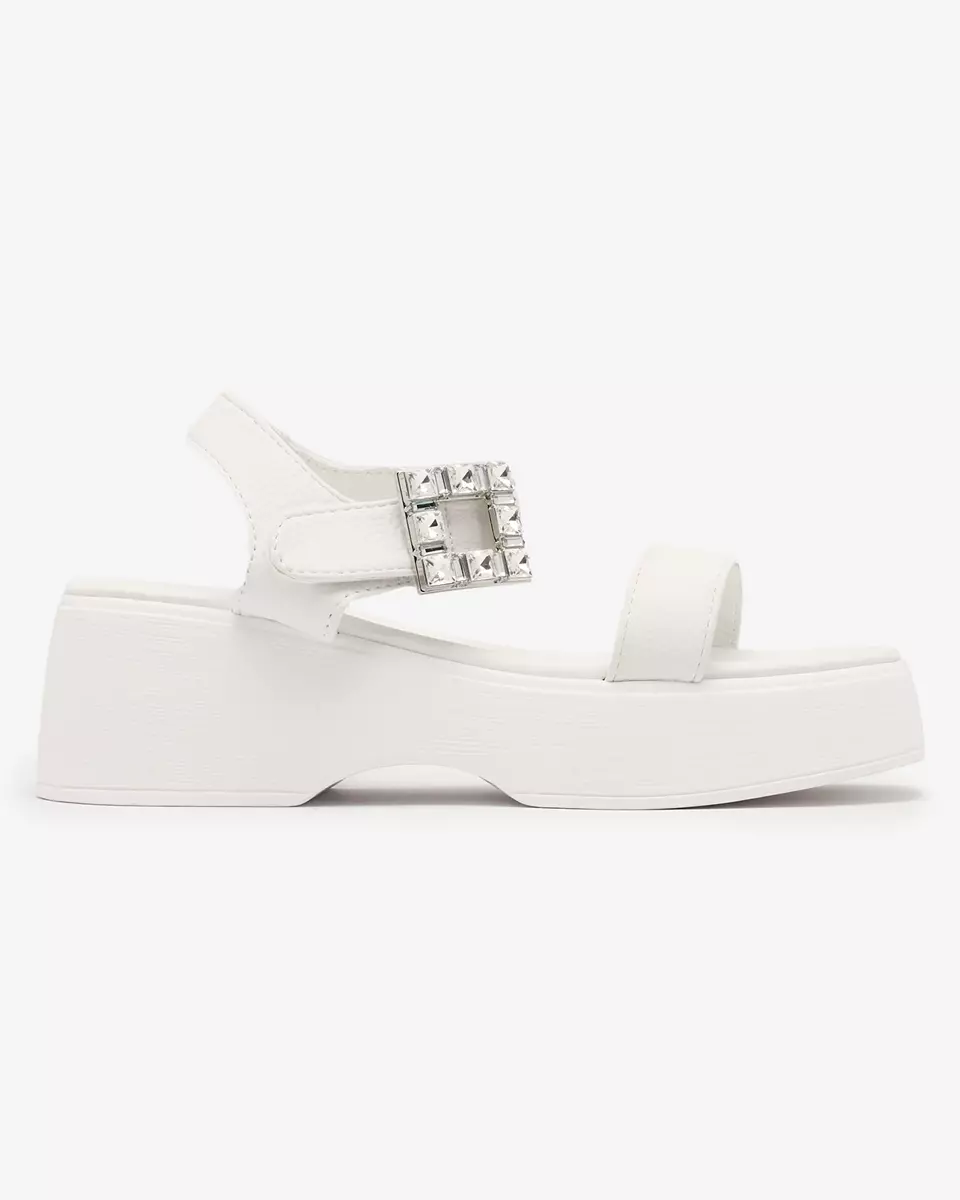 Royalfashion Białe damskie zdobione sandały na masywnej podeszwie Lorexi
