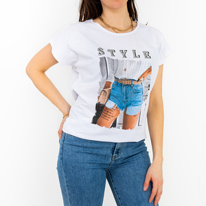 Royalfashion Biały damski t-shirt z kolorowym nadrukiem i brokatem PLUS SIZE