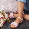 Różowe sandały na płaskiej podeszwie Tilda - obuwie 