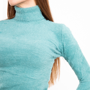 Zielony futerkowy damski sweter z golfem - Odzież