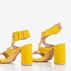 Żółte sandały na wyższym słupku Viesia - Obuwie