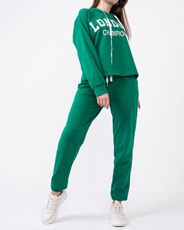 Темно-зелений жіночий спортивний костюм
