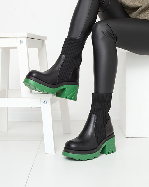 Чоботи жіночі чорні на масивній зеленій підошві Nerisw - Взуття