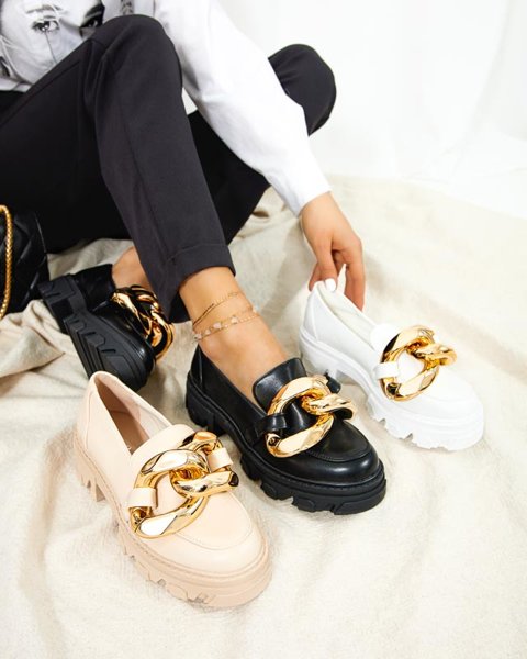 OUTLET Чорні жіночі туфлі із золотим ланцюжком Kesoni - Взуття