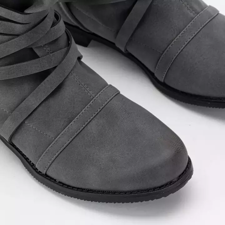 OUTLET Сірі жіночі чоботи з декоративними смужками Ozail- Footwear