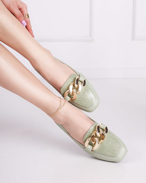 OUTLET Зелені жіночі лофери з екошкіри на ланцюжку Flamii - Взуття