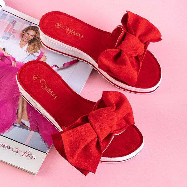 OUTLET Жіночі червоні тапочки на низькому каблуці з бантом від Nelesa - Взуття