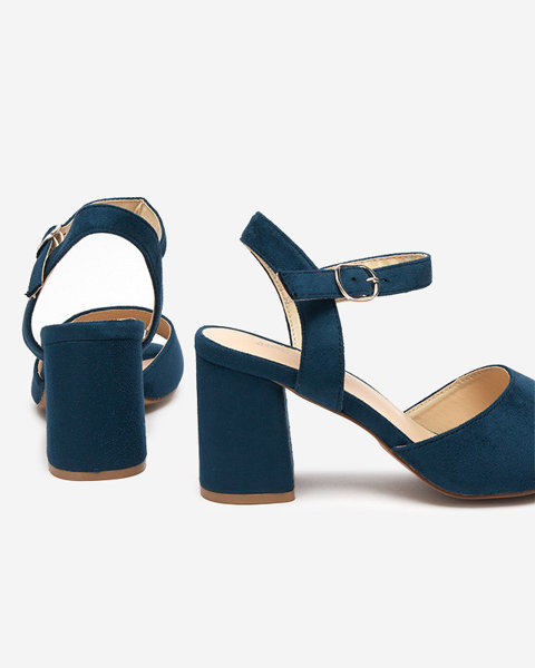 Темно-сині босоніжки на посту Elga - Взуття